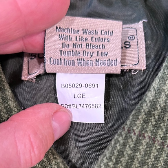 🔶Set of 2 Plaid Button Down Shirts - Picture 12 of 14